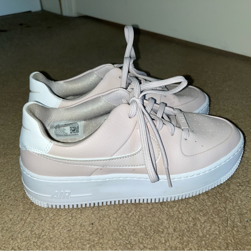 Nike AF1 dusty pink